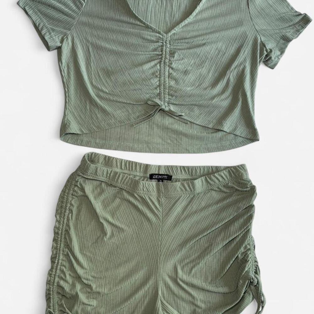 LEMITE Women's XL Green Ribbed Crop Top and Shorts Set